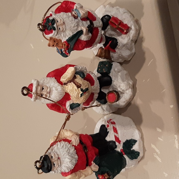 3 Santa ornamnets - Picture 1 of 4